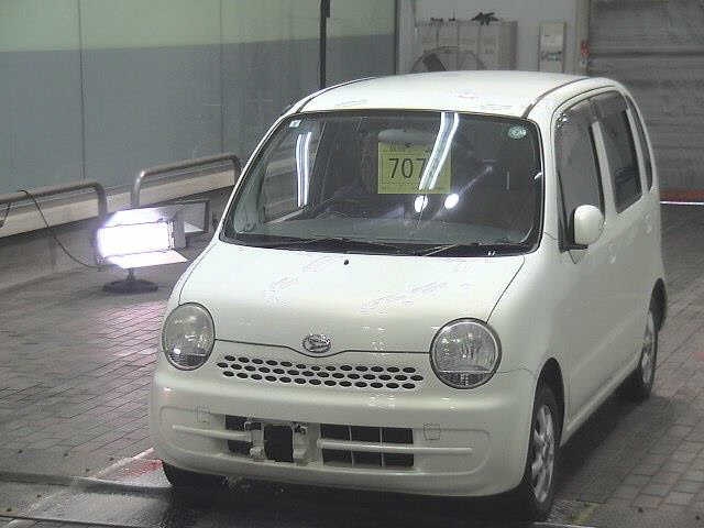 DAIHATSU MOVE LATTE