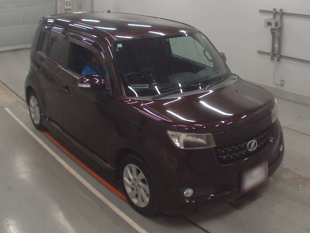 TOYOTA BB