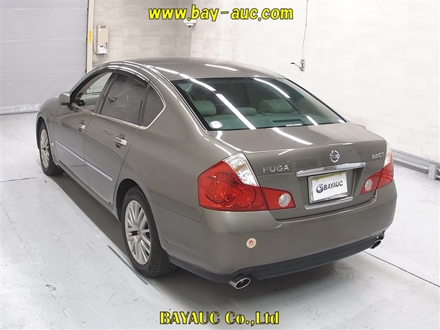 NISSAN FUGA