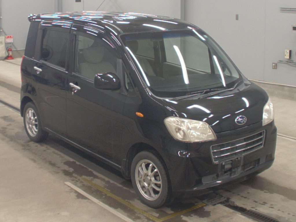 SUBARU LUCRA