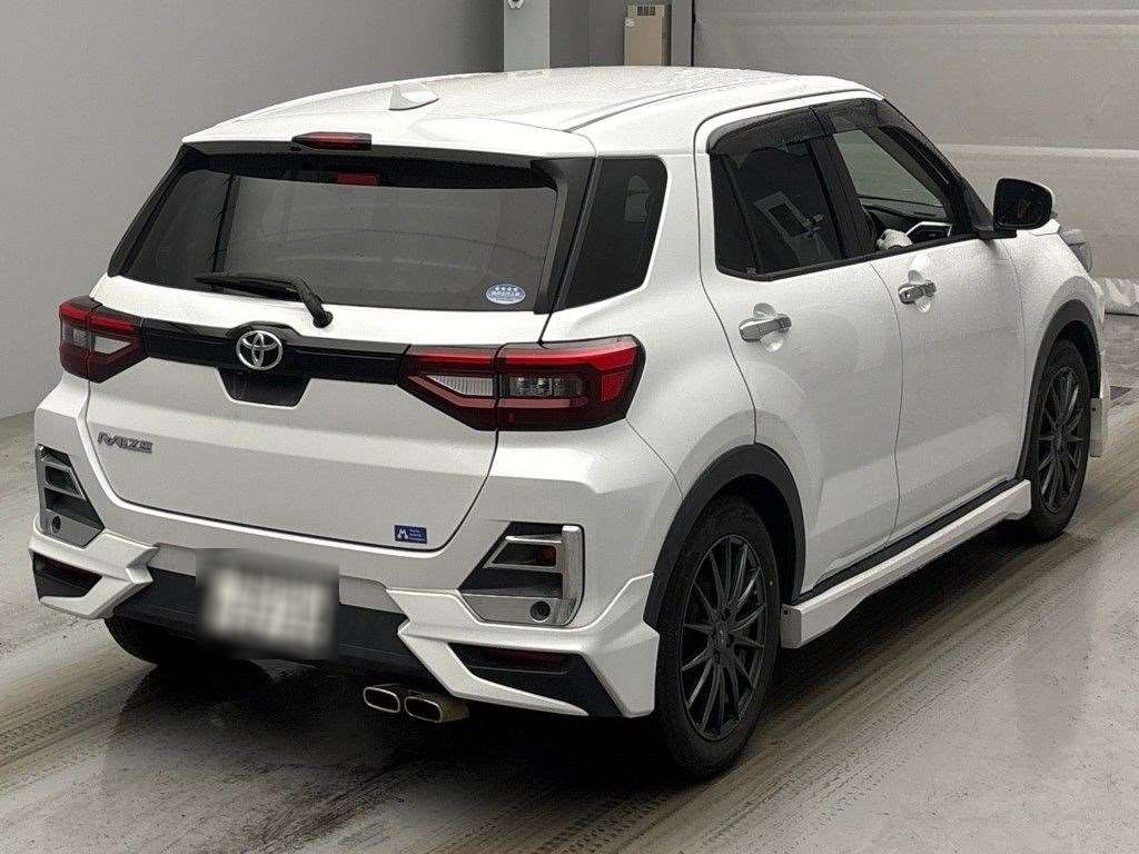 TOYOTA RAIZE