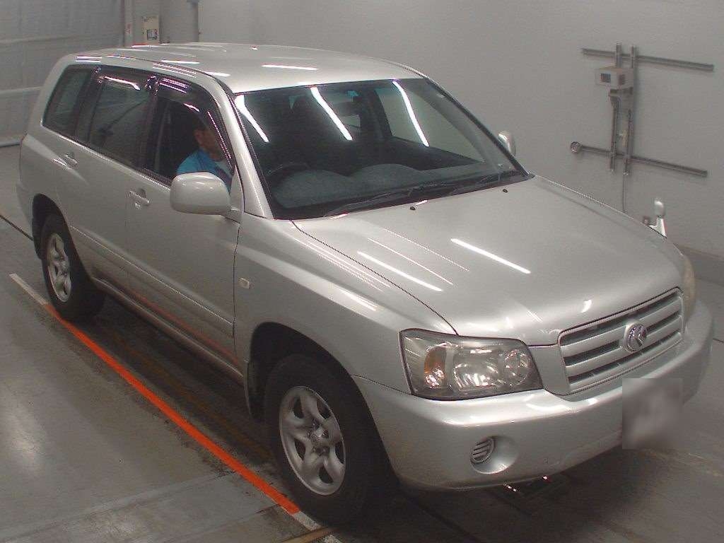 TOYOTA KLUGER V