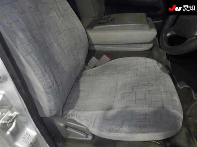 TOYOTA REGIUS ACE