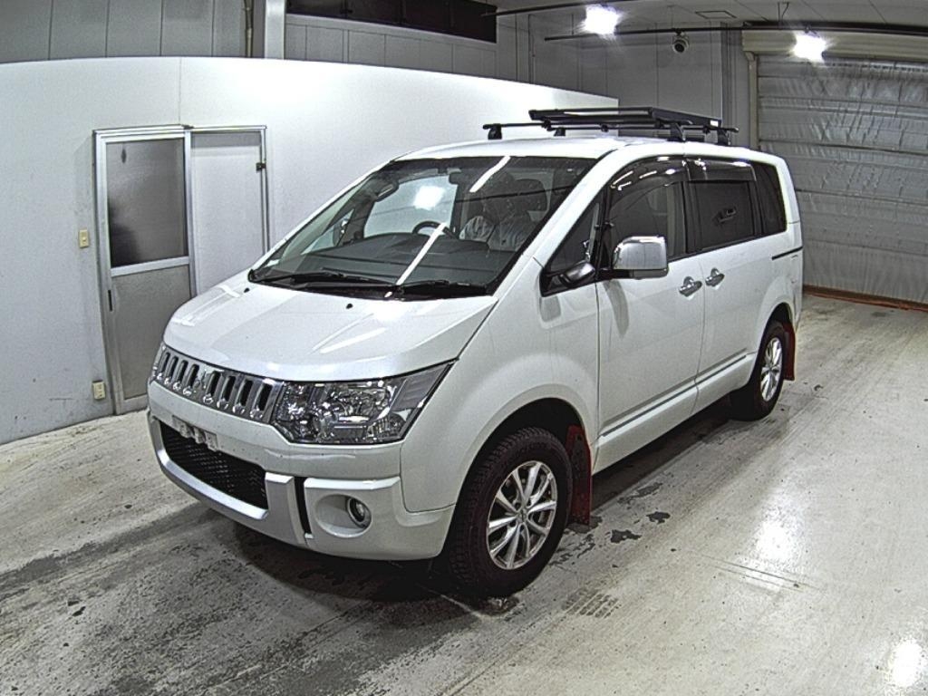 MITSUBISHI DELICA D:5