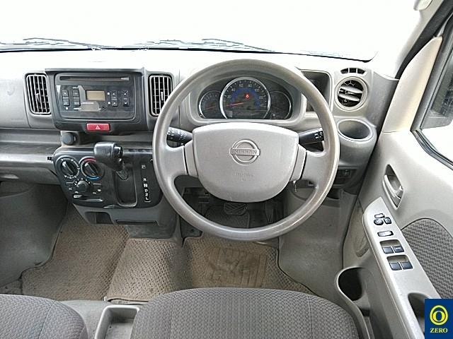 NISSAN NV100 CLIPPER