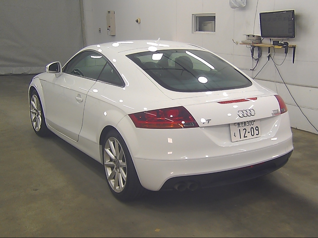 AUDI TT