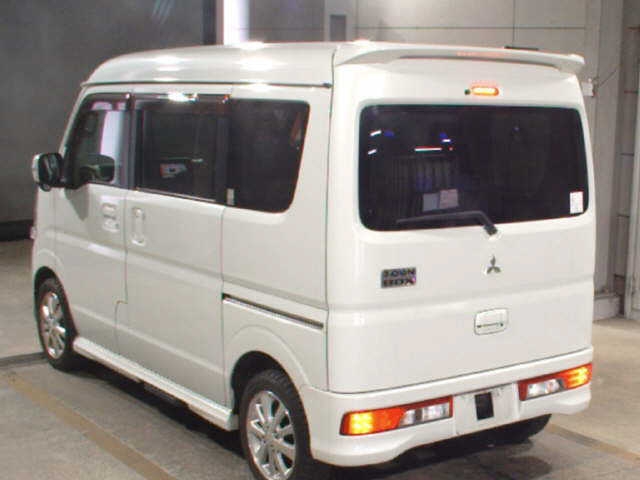 MITSUBISHI TOWN BOX