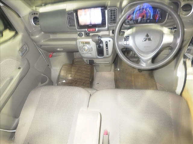 MITSUBISHI TOWN BOX