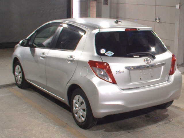 TOYOTA VITZ