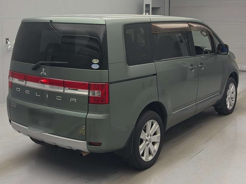 MITSUBISHI DELICA D:5