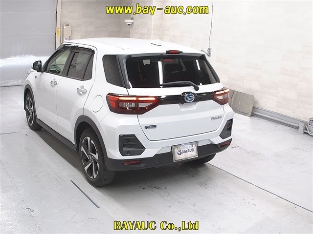 DAIHATSU ROCKY