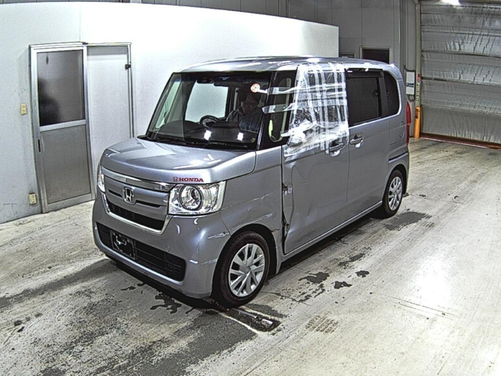 HONDA N-BOX