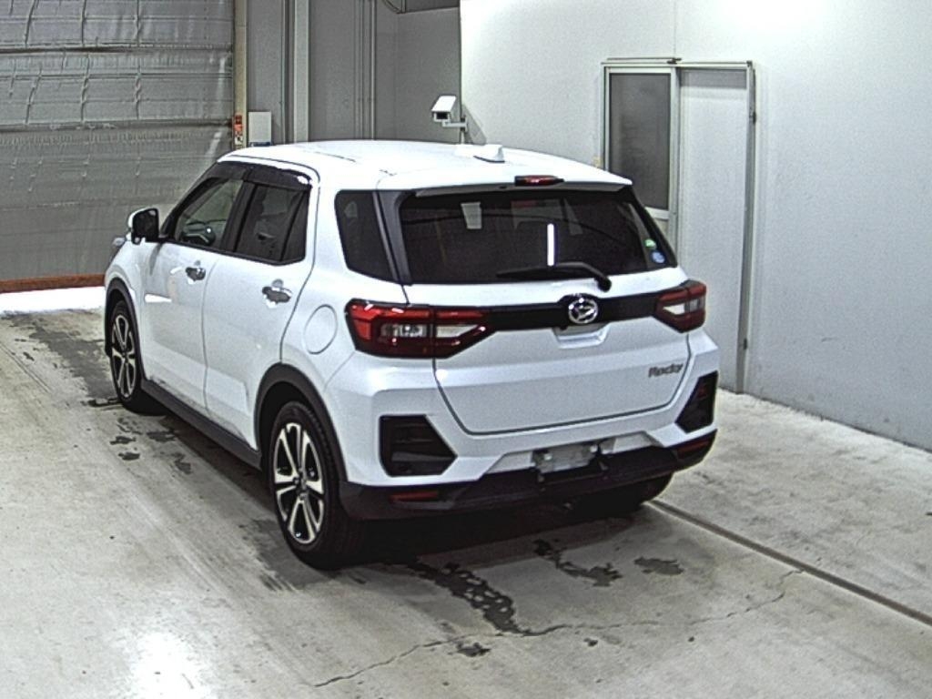 DAIHATSU ROCKY