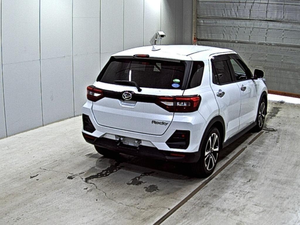 DAIHATSU ROCKY