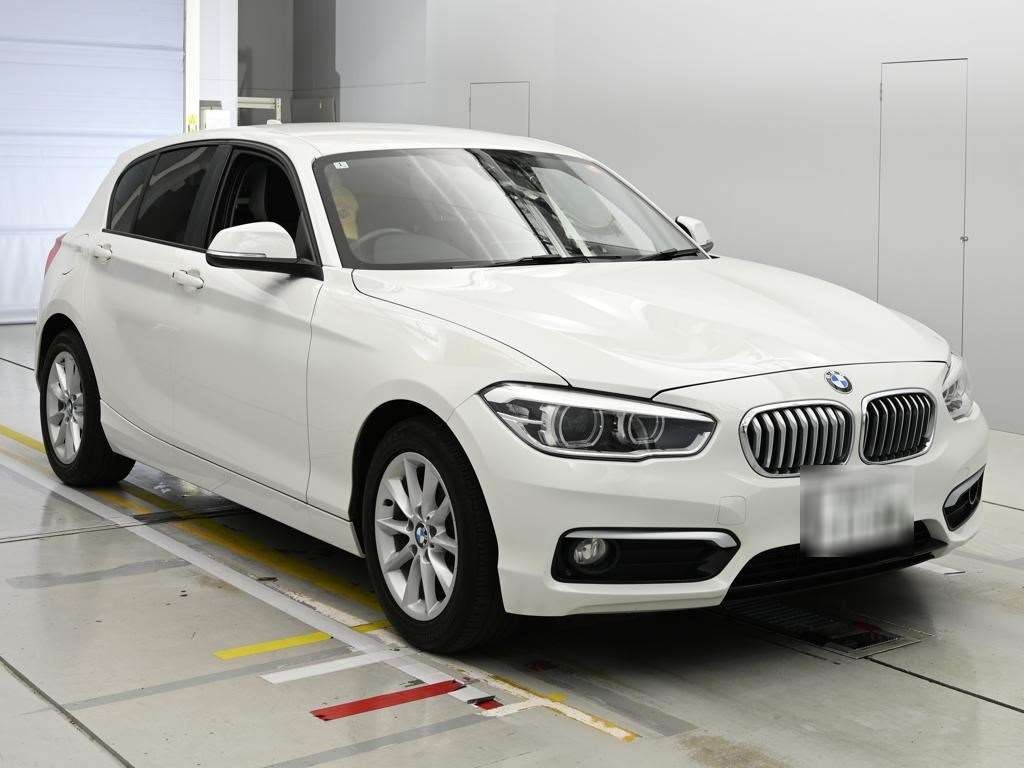 BMW 1-SERIES