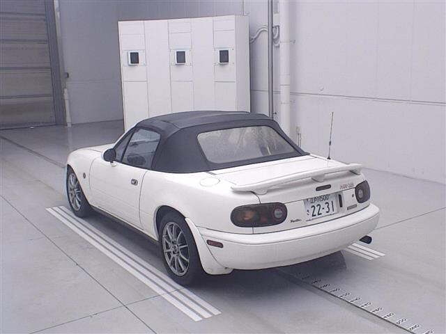 MAZDA ROADSTER
