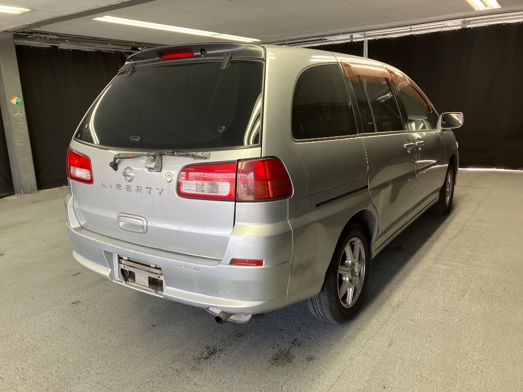 NISSAN LIBERTY