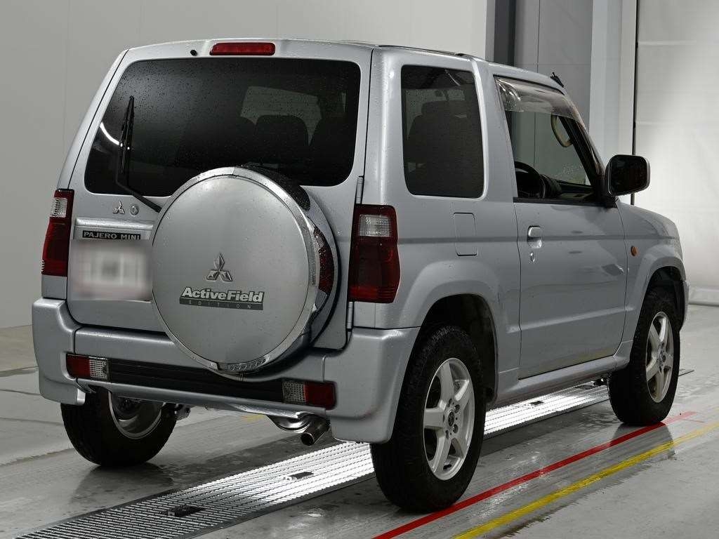 MITSUBISHI PAJERO MINI