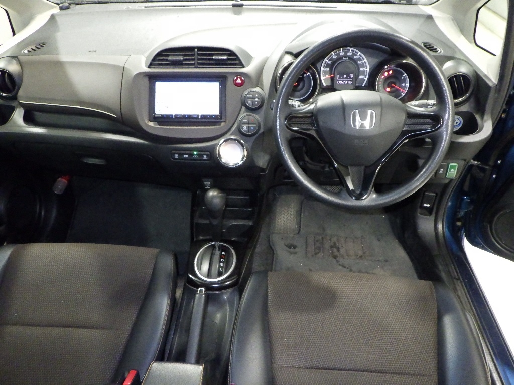 HONDA FIT SHUTTLE