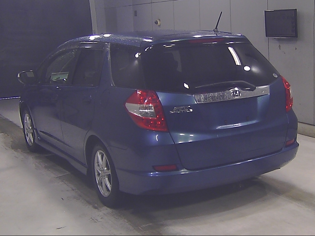 HONDA FIT SHUTTLE