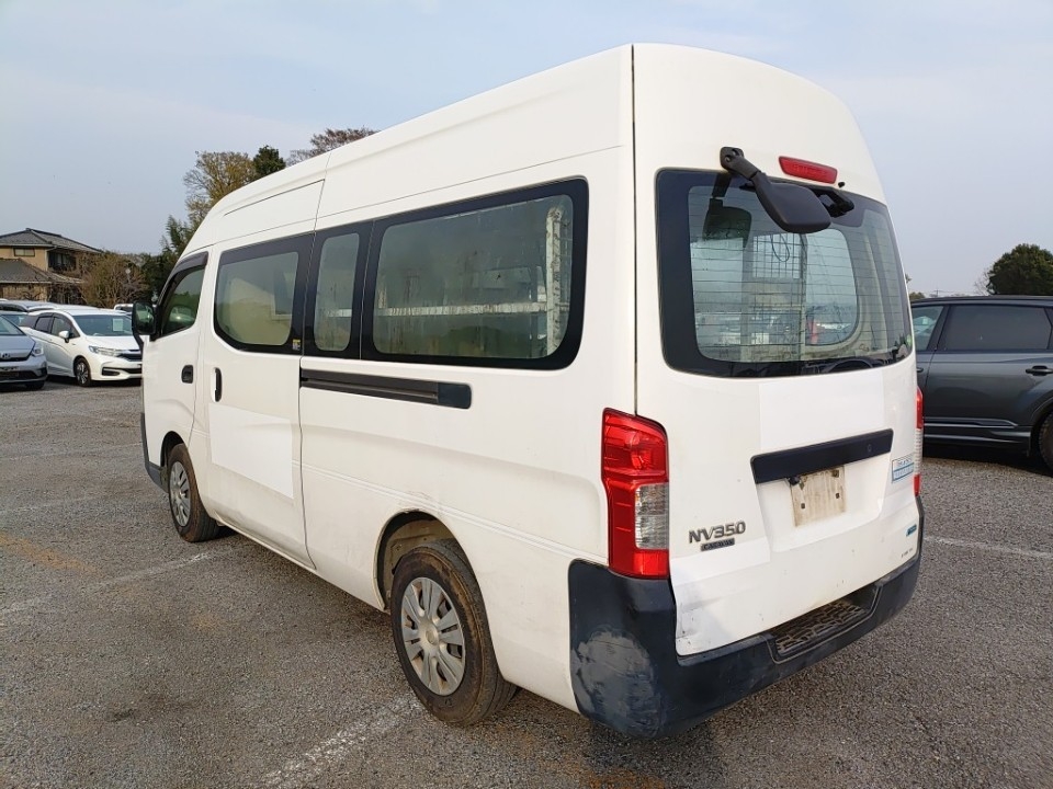 NISSAN NV350 CARAVAN