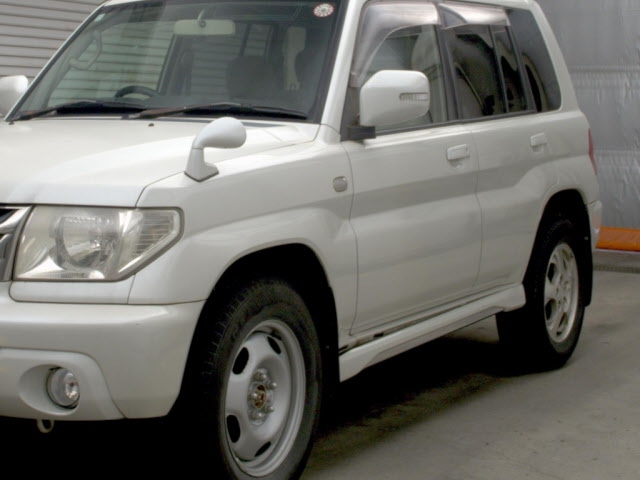 MITSUBISHI PAJERO IO