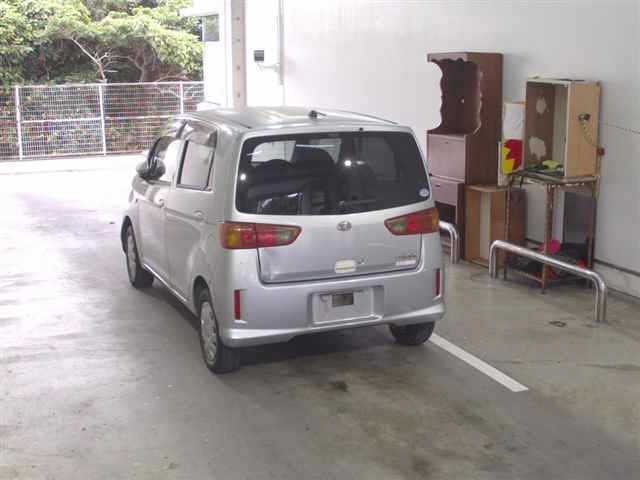 DAIHATSU MAX