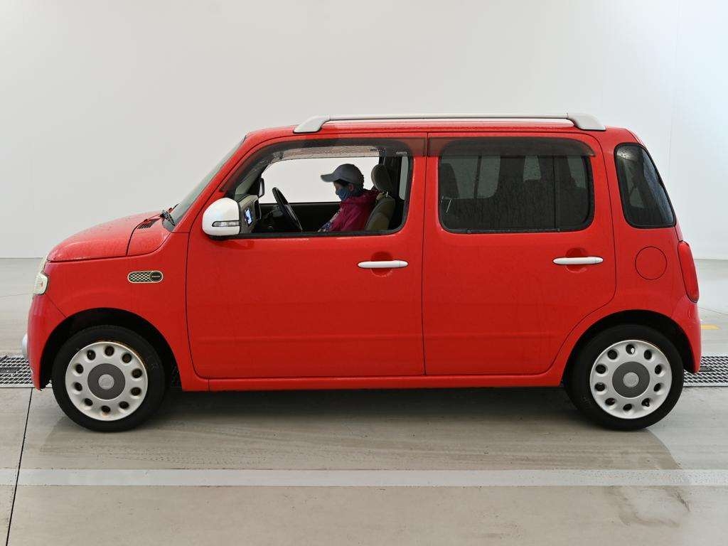 DAIHATSU MIRA COCOA