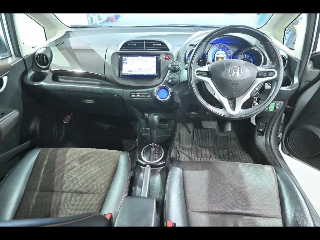 HONDA FIT SHUTTLE