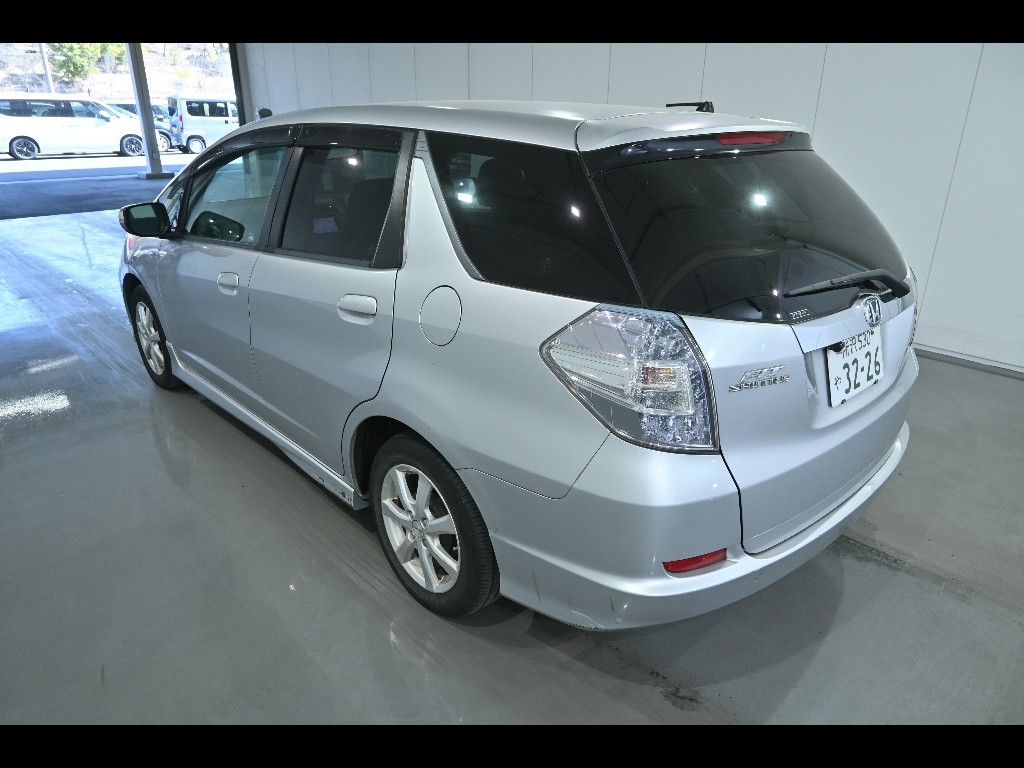 HONDA FIT SHUTTLE