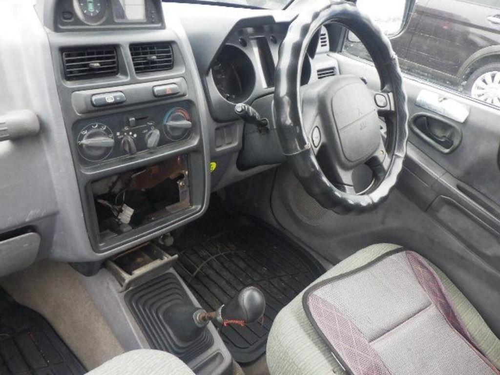 MITSUBISHI PAJERO JUNIOR