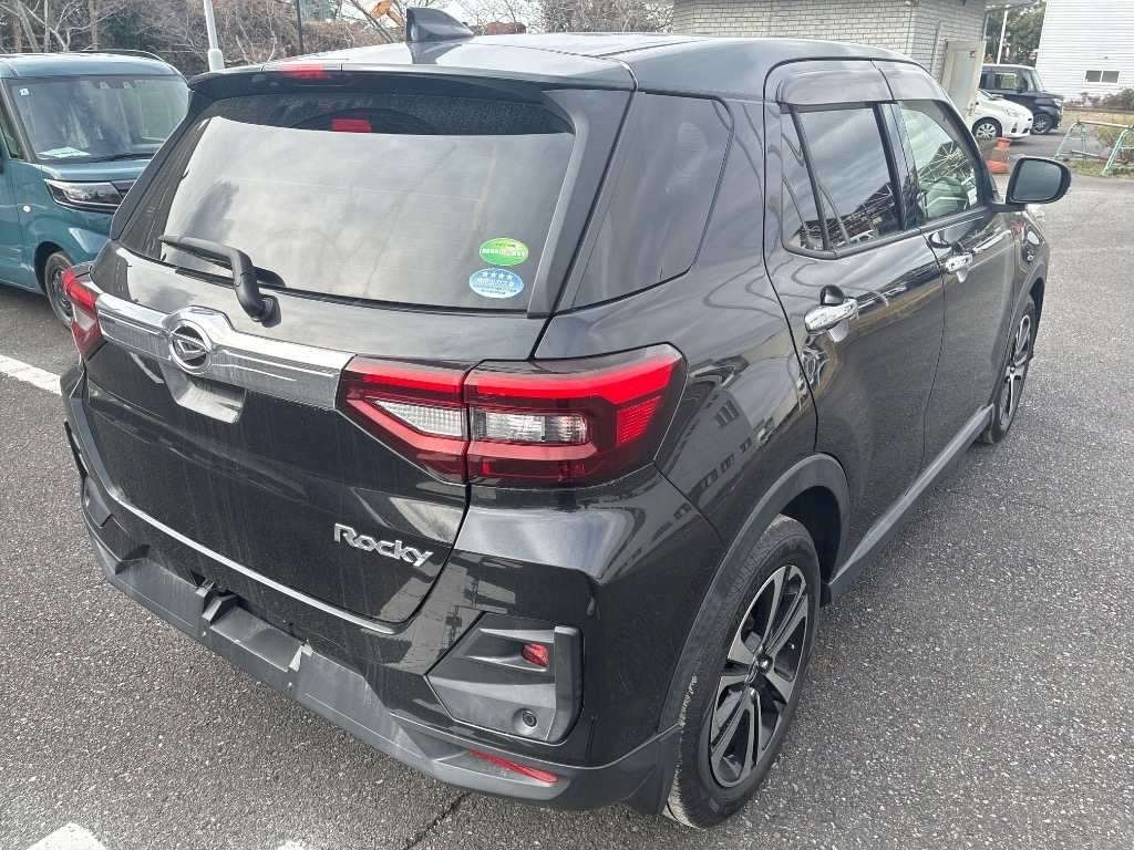 DAIHATSU ROCKY