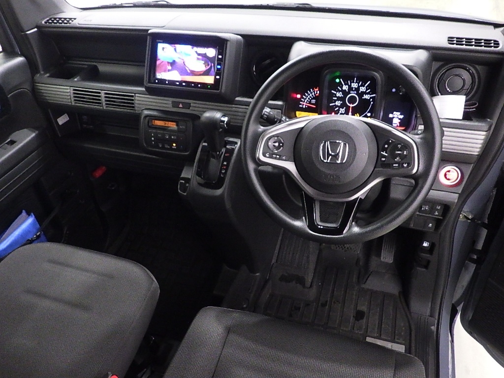 HONDA N-VAN