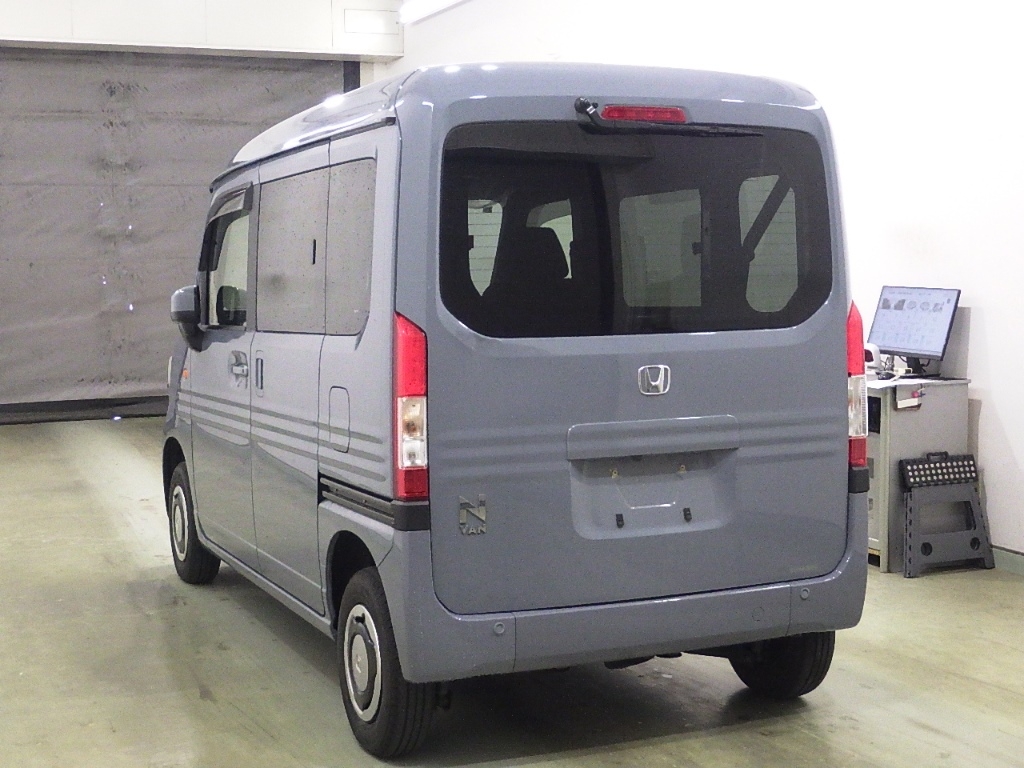 HONDA N-VAN