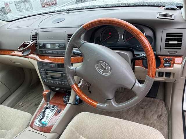 TOYOTA MARK II