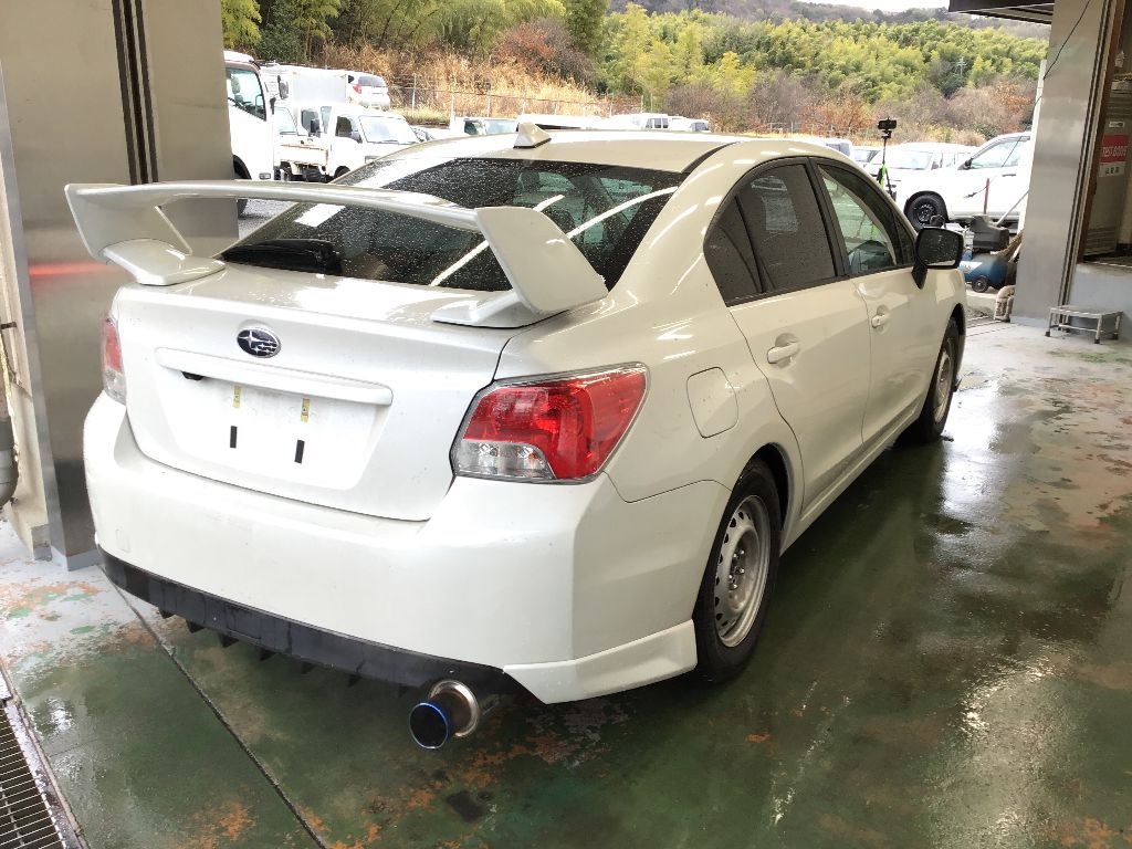 SUBARU IMPREZA