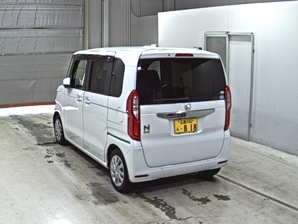 HONDA N-BOX