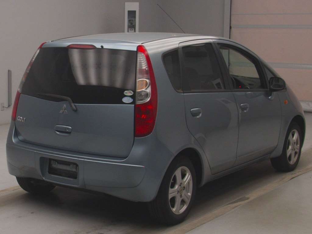 MITSUBISHI COLT