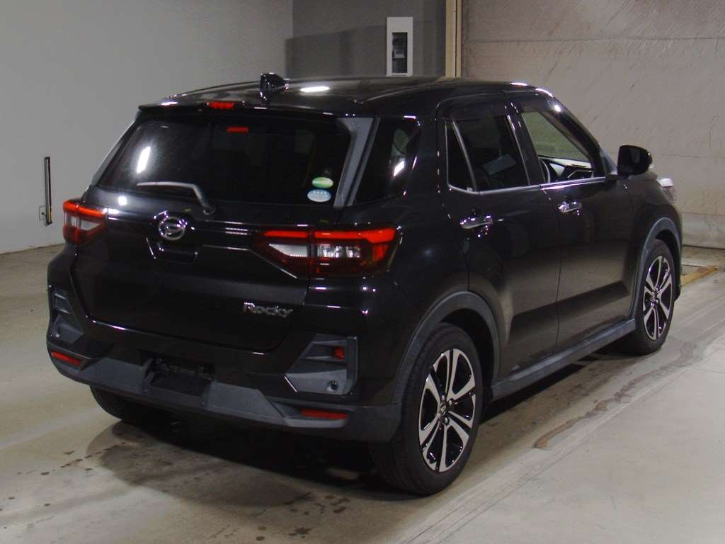 DAIHATSU ROCKY