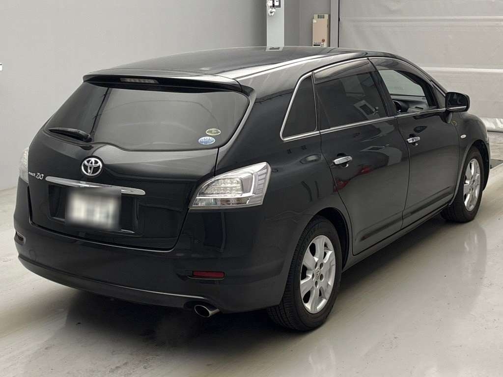 TOYOTA MARK X ZIO