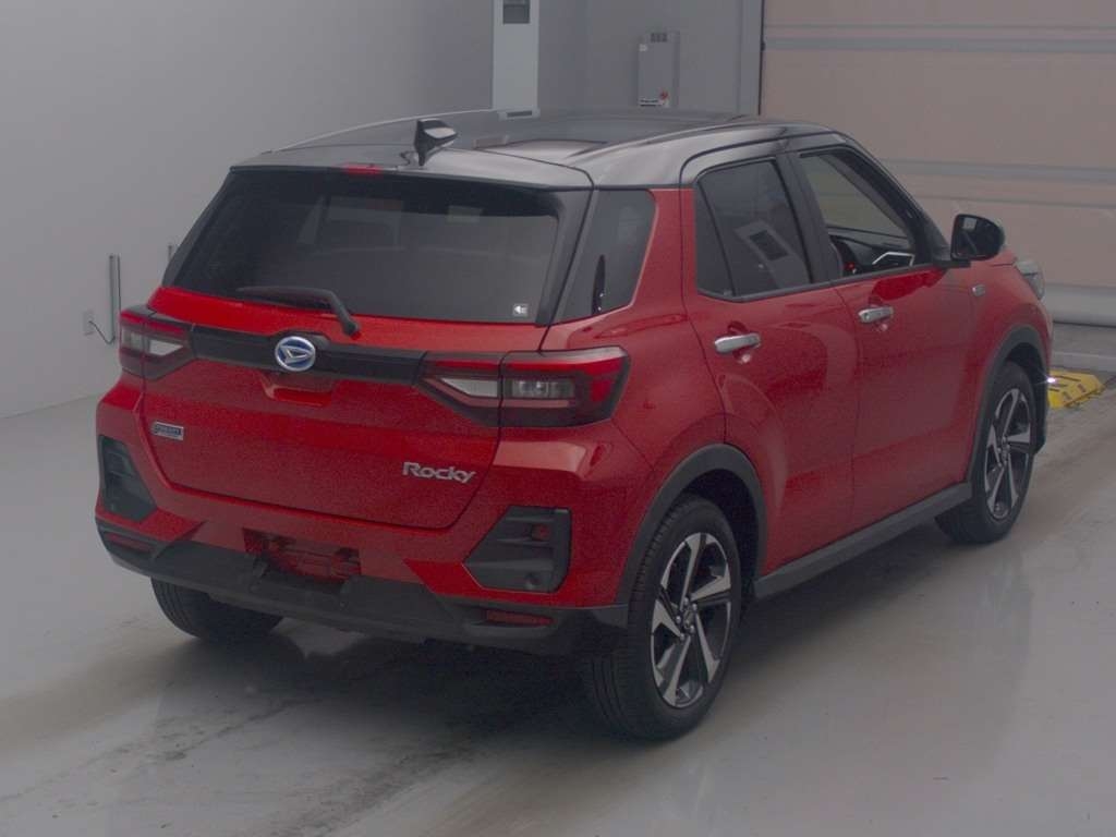 DAIHATSU ROCKY