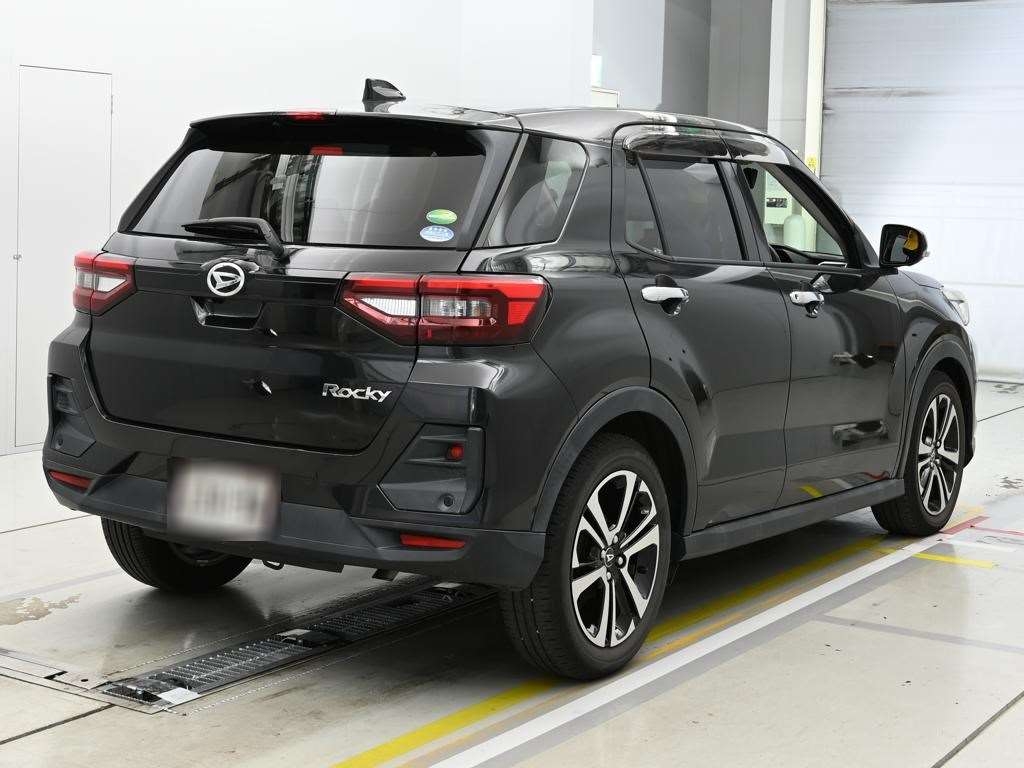 DAIHATSU ROCKY