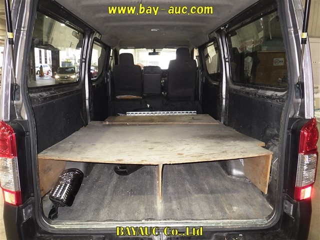 NISSAN NV350 CARAVAN