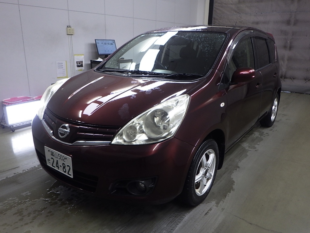 NISSAN NOTE