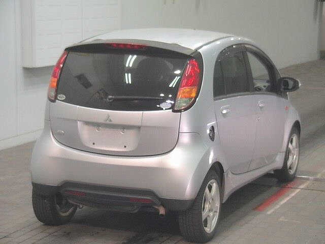 MITSUBISHI I