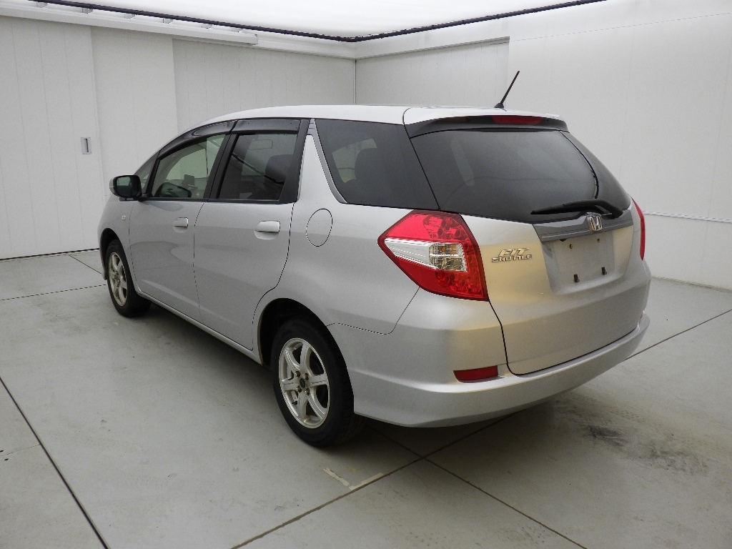 HONDA FIT SHUTTLE
