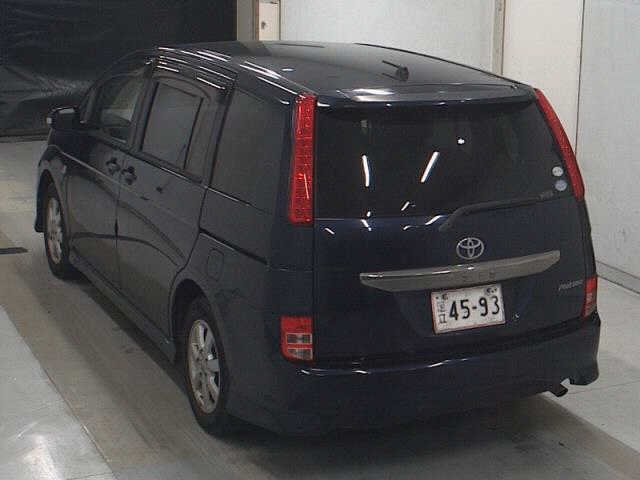 TOYOTA ISIS