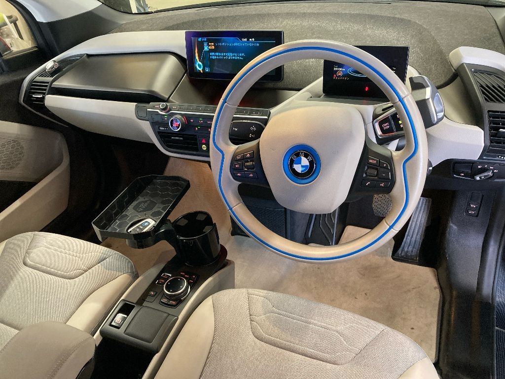 BMW I3
