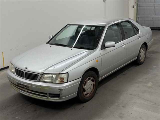 NISSAN BLUEBIRD