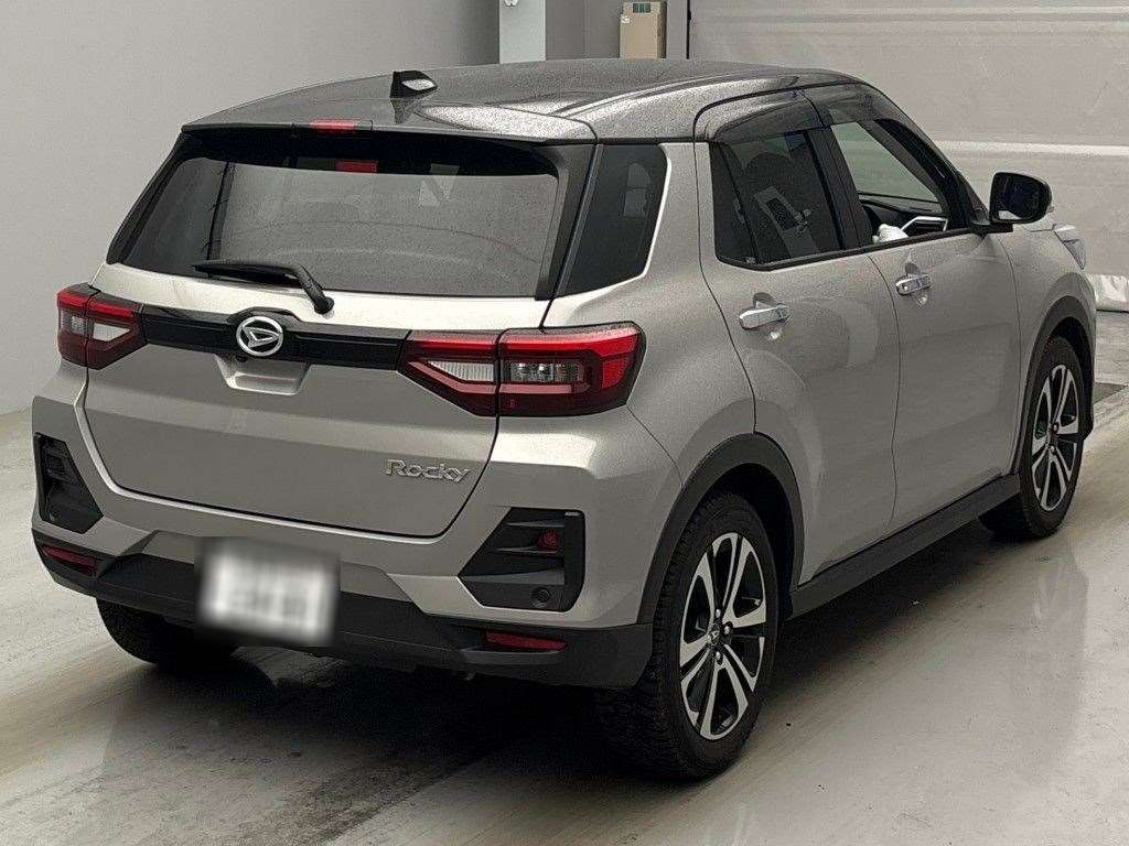 DAIHATSU ROCKY